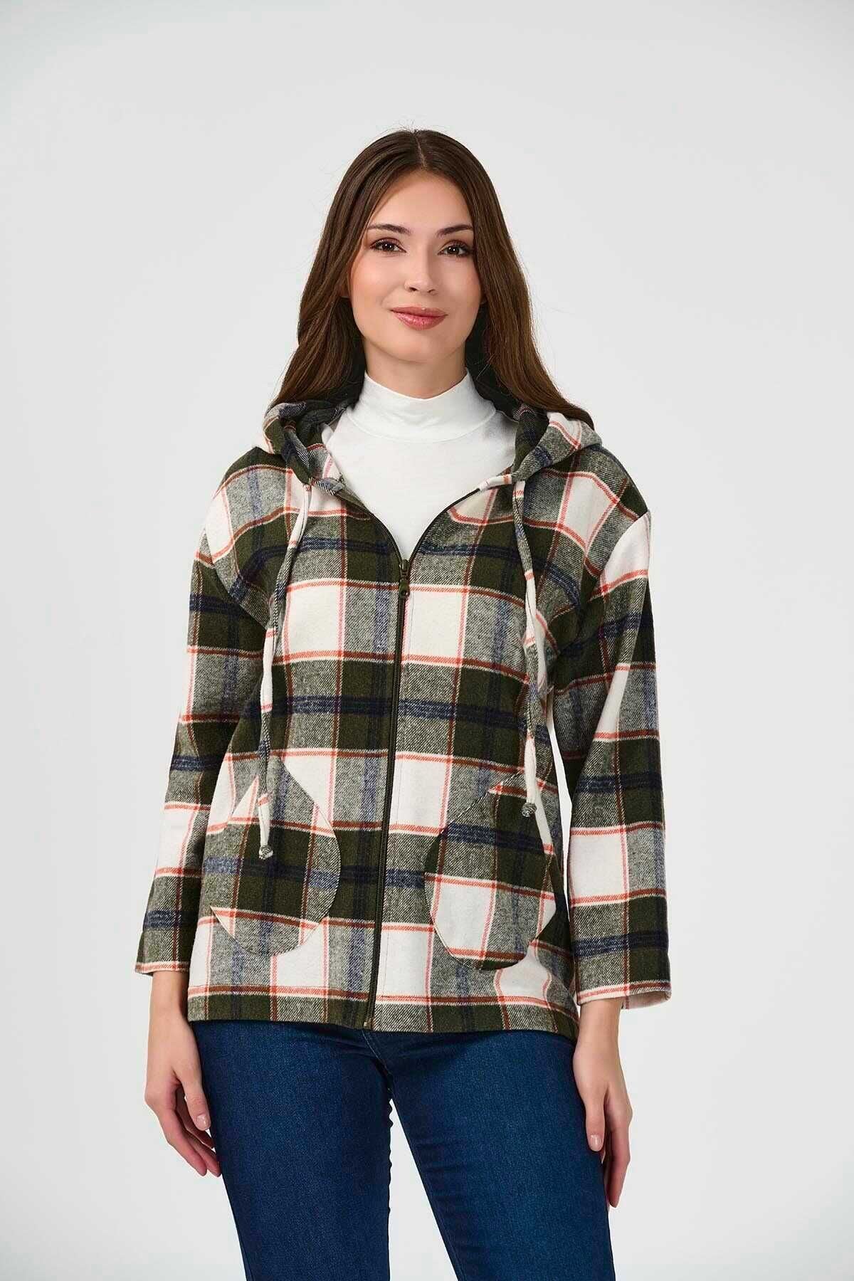 Tolga Saraçoğlu Oversize Kapüşonlu Kareli Kadın Ceket - 3/4 Kol Translation missing: tr.content.product_image_main