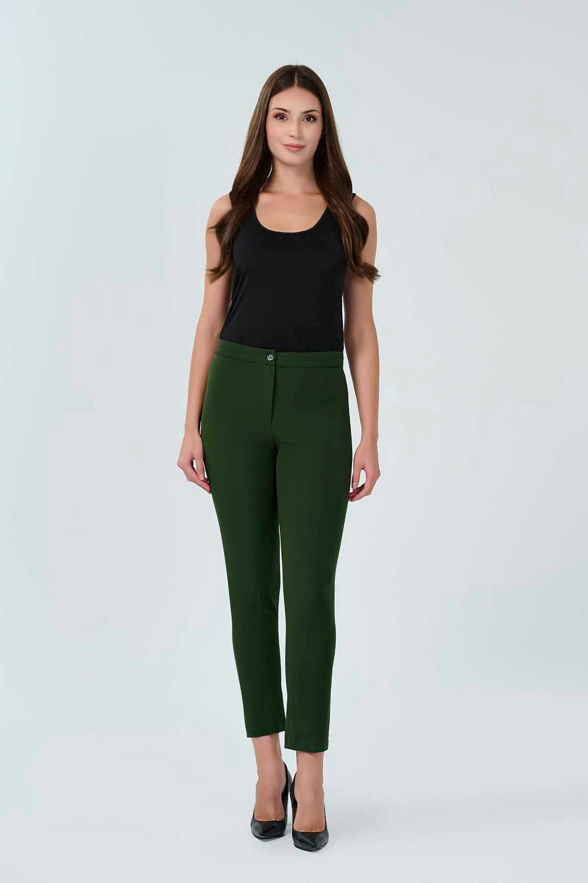 Tolga Saraçoğlu Minimalist 7/8 Boy Slim Fit Kadın Pantolon Translation missing: tr.content.product_image_main
