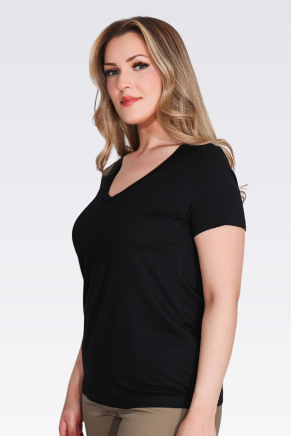 Tolga Saraçoğlu V Yaka Kısa Kol T-Shirt 26YTS10839