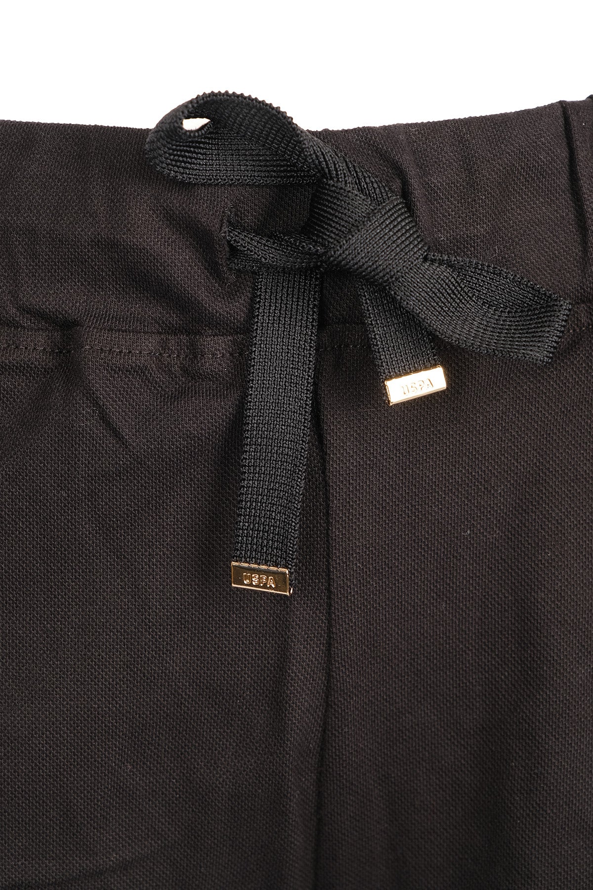 U.S. Polo Assn. Kadın Minimalist Pamuklu Midi Şort - Rahat ve Şık Translation missing: tr.content.product_image_secondary