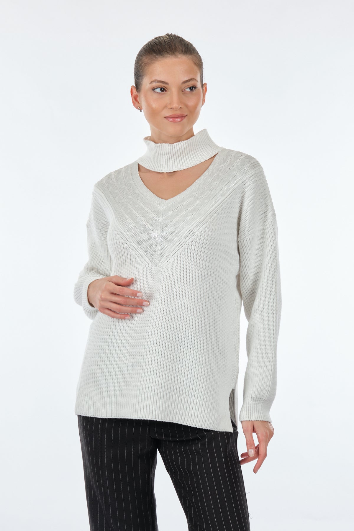 Unique Mode Minimalist Boğazlı Oversize Triko - Günlük Şıklık