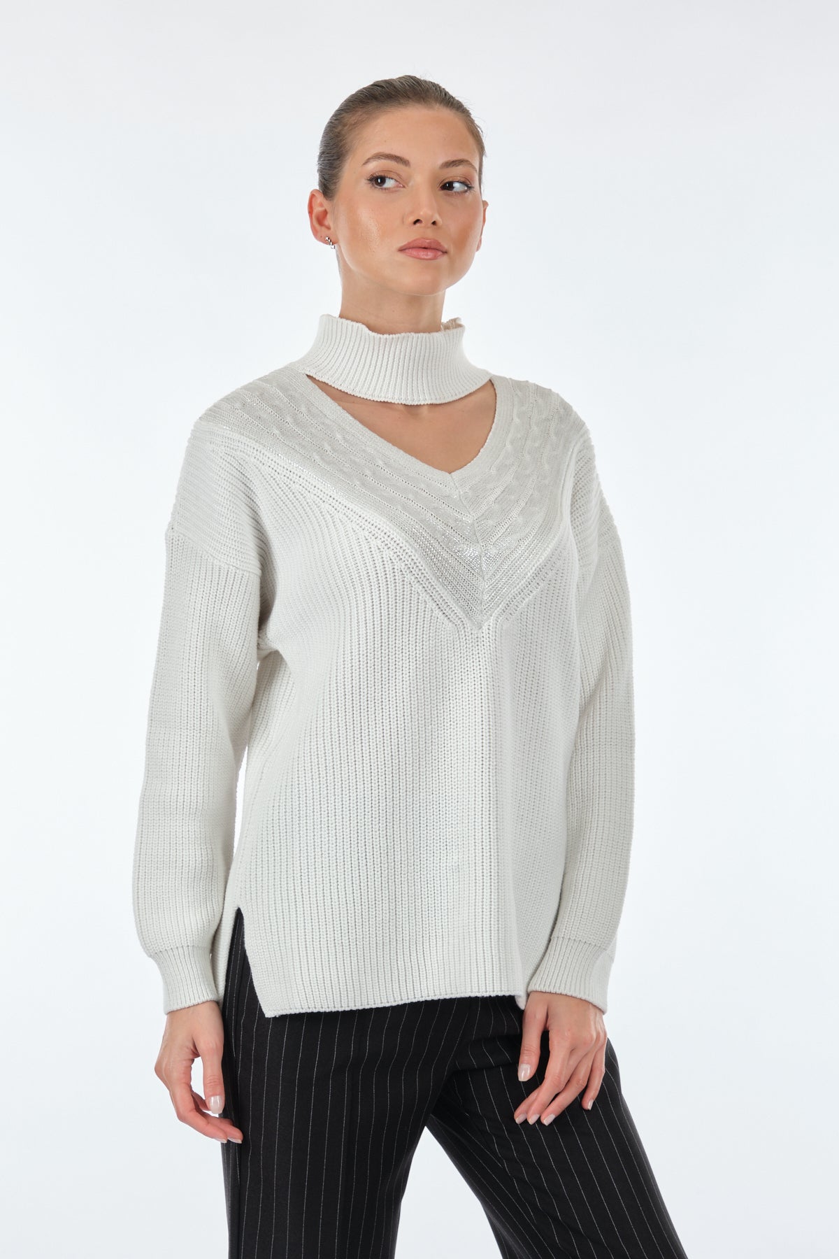 Unique Mode Minimalist Boğazlı Oversize Triko - Günlük Şıklık