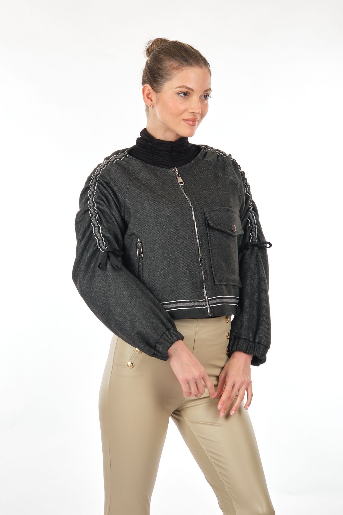 Unique Mode Minimalist Crop Ceket - Büzgülü Kollu - Oversize
