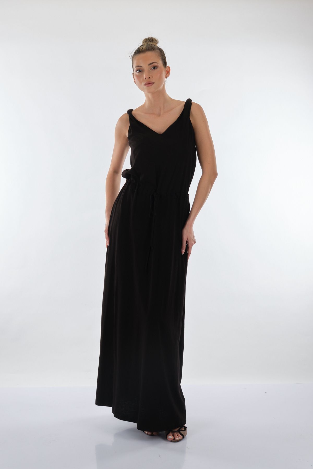Unique Mode V Yaka Oversize Maxi Elbise - Minimalist Stil