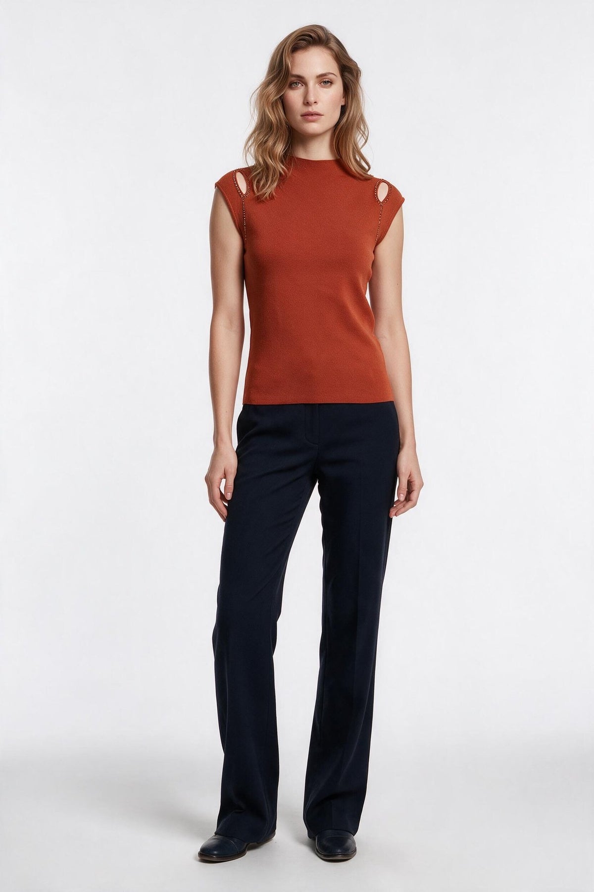 Vedi Kadın Bisiklet Yaka Kısa Kol Omuz Zincir Detaylı Örme Bluz