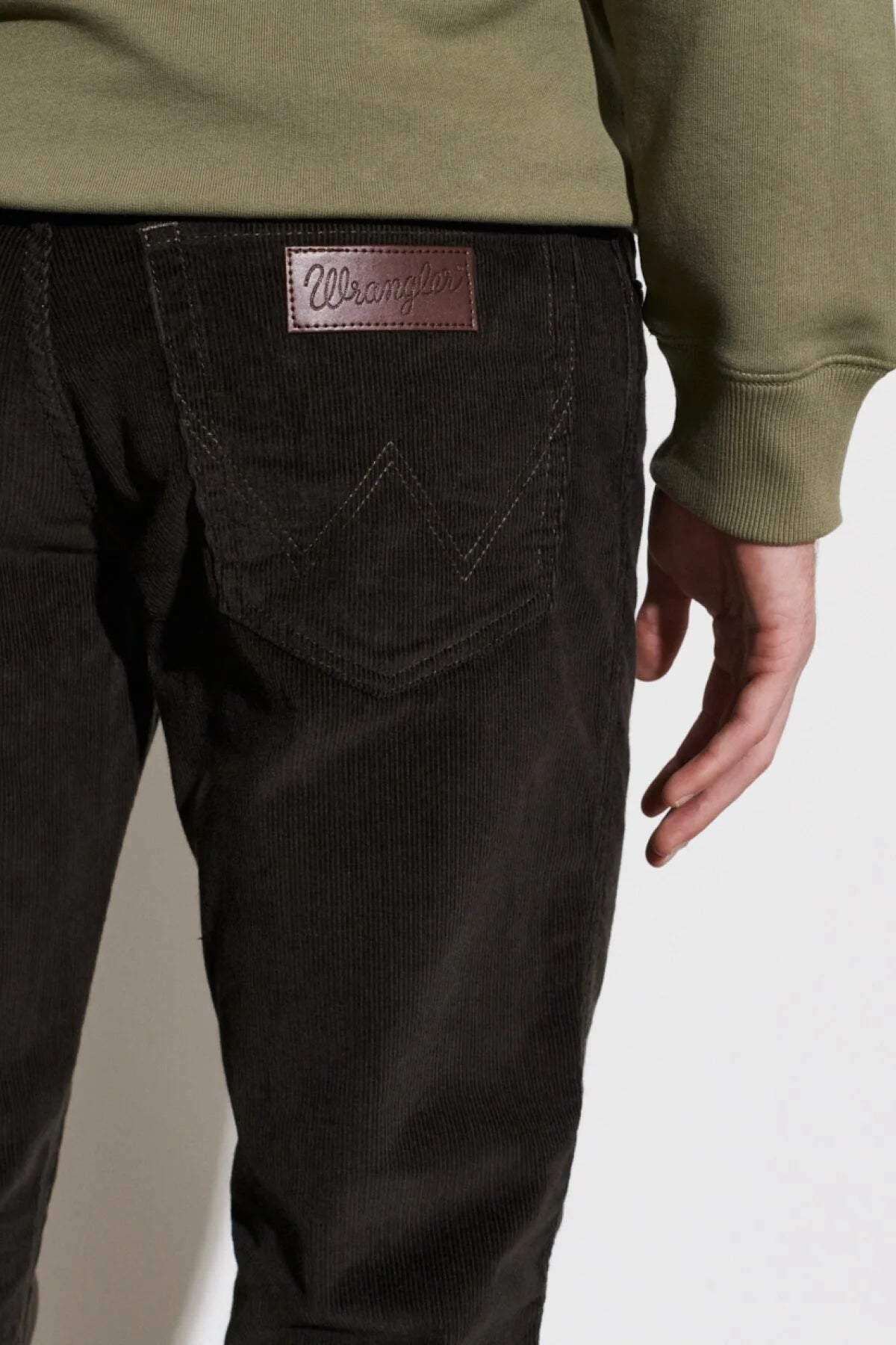 Wrangler Erkek Kadife Pantolon W12SEC221
