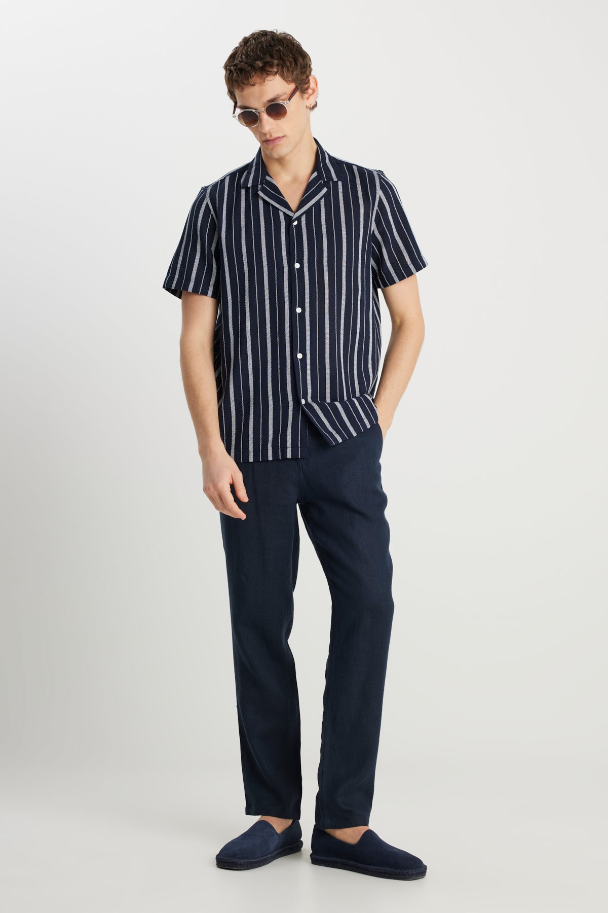 Wrangler Erkek Regular Fit Düz Paça Pantolon W2510479410 Translation missing: tr.content.product_image_main