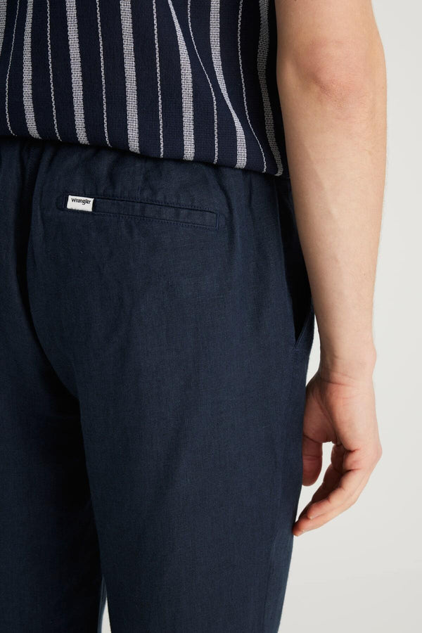 Wrangler Erkek Regular Fit Düz Paça Pantolon W2510479410