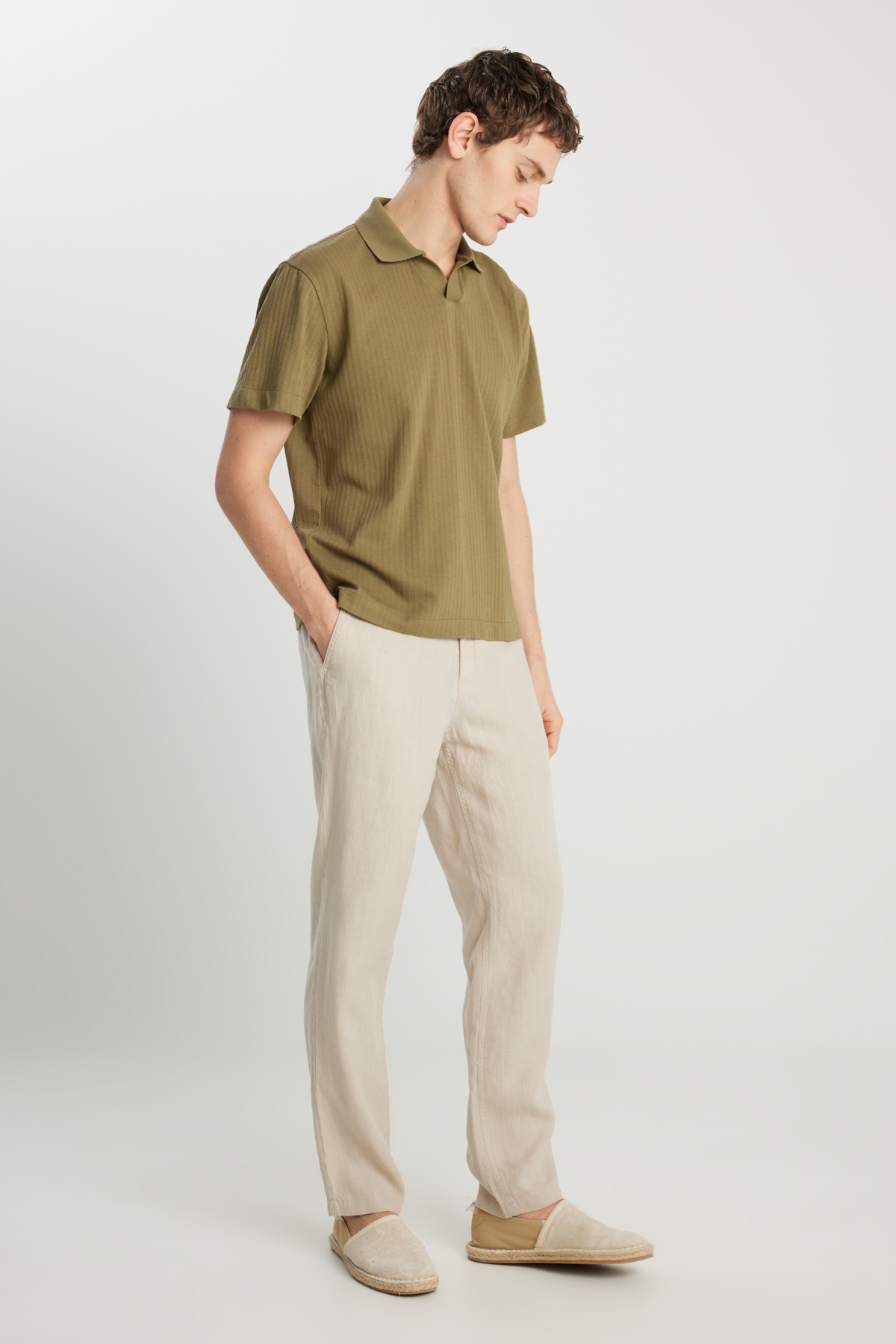 Wrangler Erkek Regular Fit Düz Paça Pantolon W2510479614 Translation missing: tr.content.product_image_main