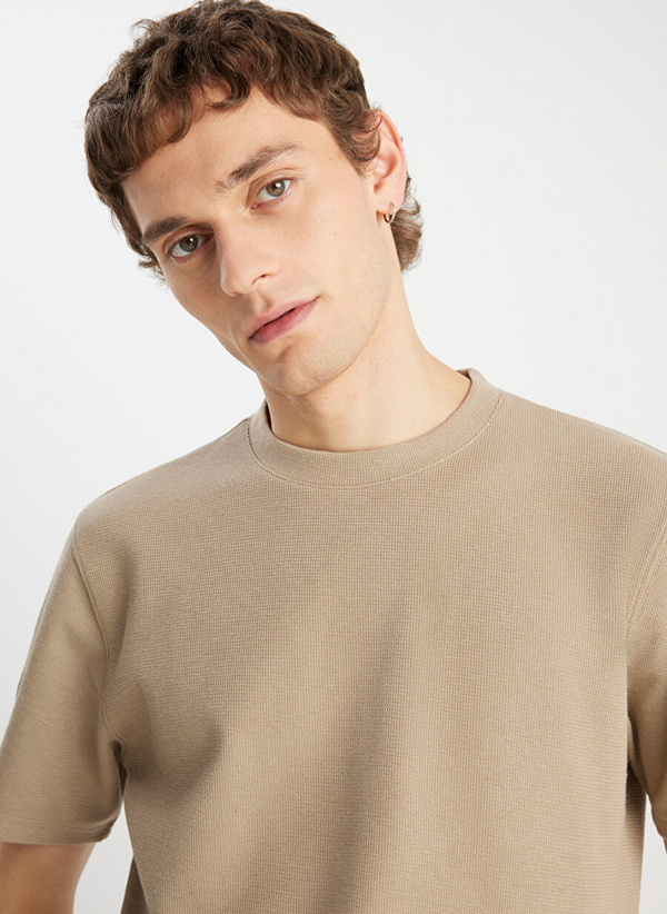 Wrangler Oversize Erkek T-Shirt - Minimalist Stil - Kısa Kol - Günlük