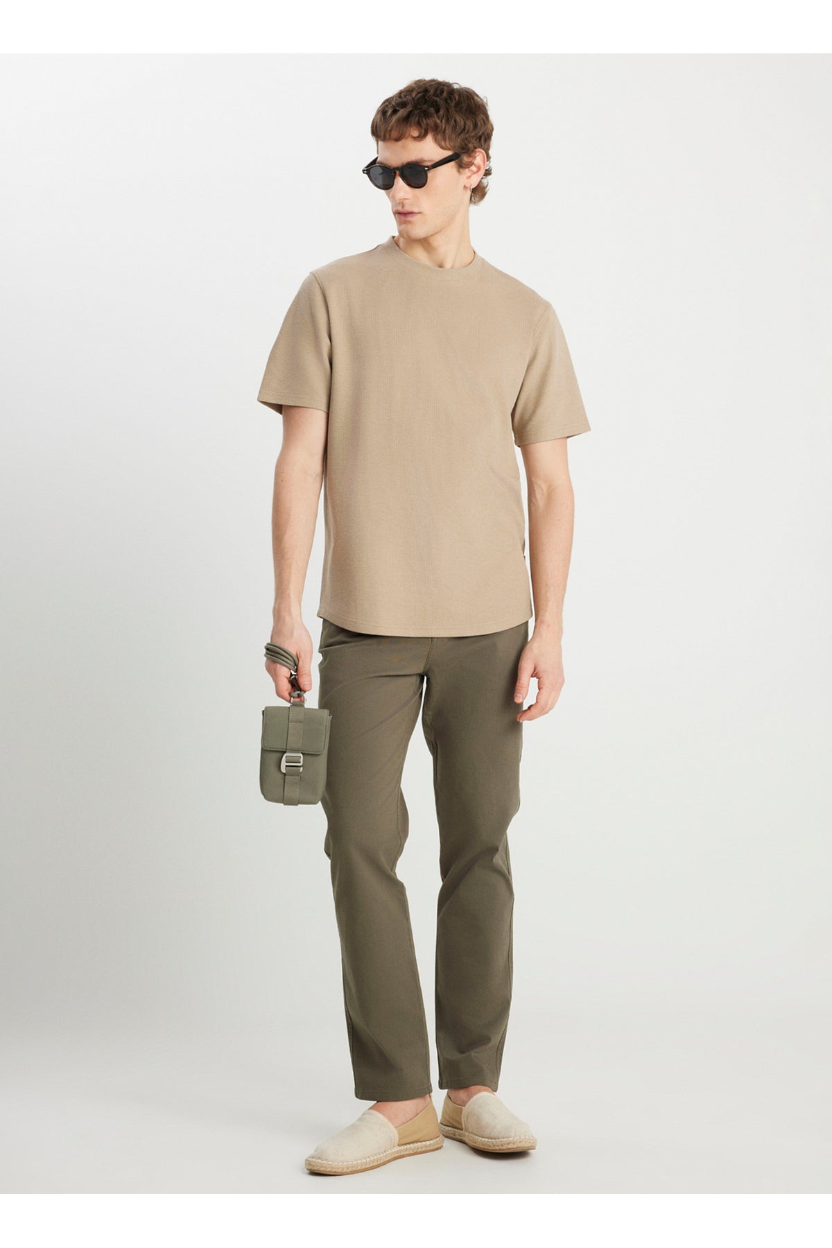 Wrangler Oversize Erkek T-Shirt - Minimalist Stil - Kısa Kol - Günlük