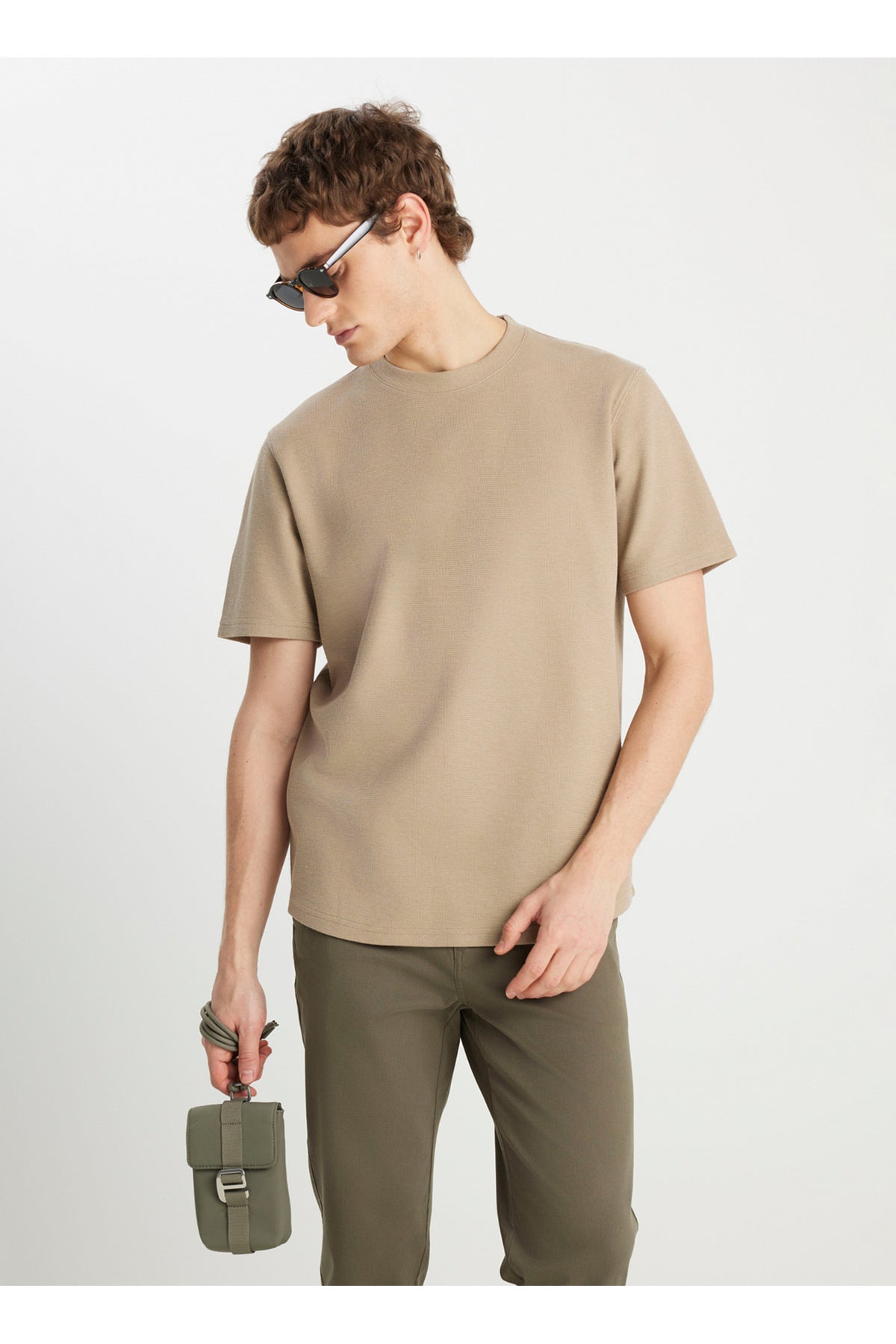 Wrangler Oversize Erkek T-Shirt - Minimalist Stil - Kısa Kol - Günlük