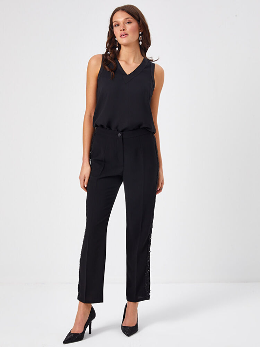 Yanı Dantel Ve Taş Süslemeli Slım Fit Pantolon Faik Sönmez