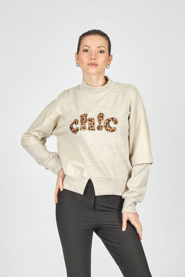 Ysatis Minimalist Leopar Desenli Oversize Uzun Kol Crop Kadın Bluz