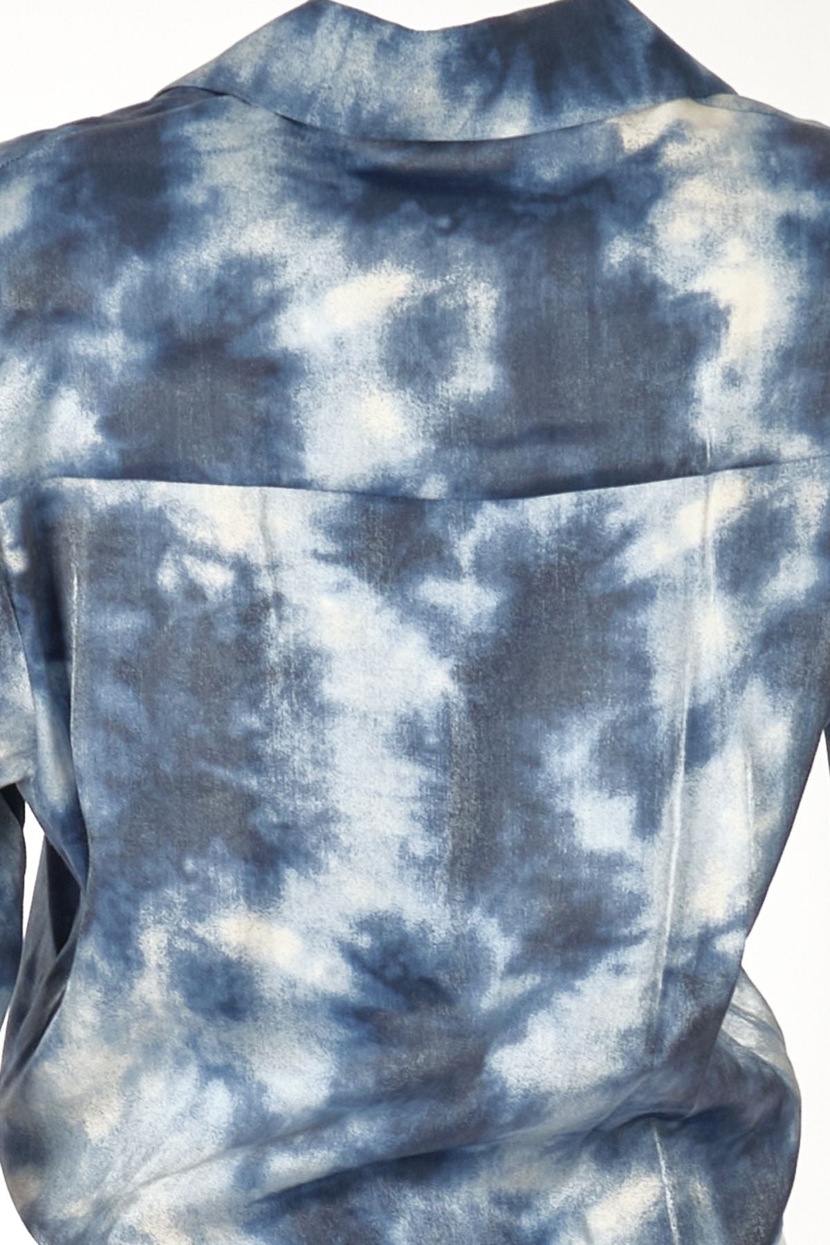 Ysatis Batik Desenli Uzun Kol Crop Gömlek - Minimalist Stil